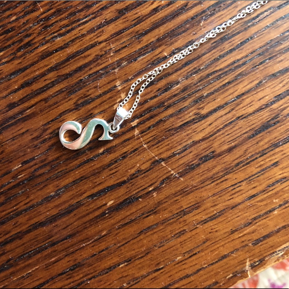 “S” necklace